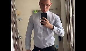 asian nerd selfie in toilet (15'')